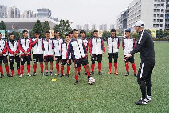 专业点击888贵宾厅了解更多优惠信息服务