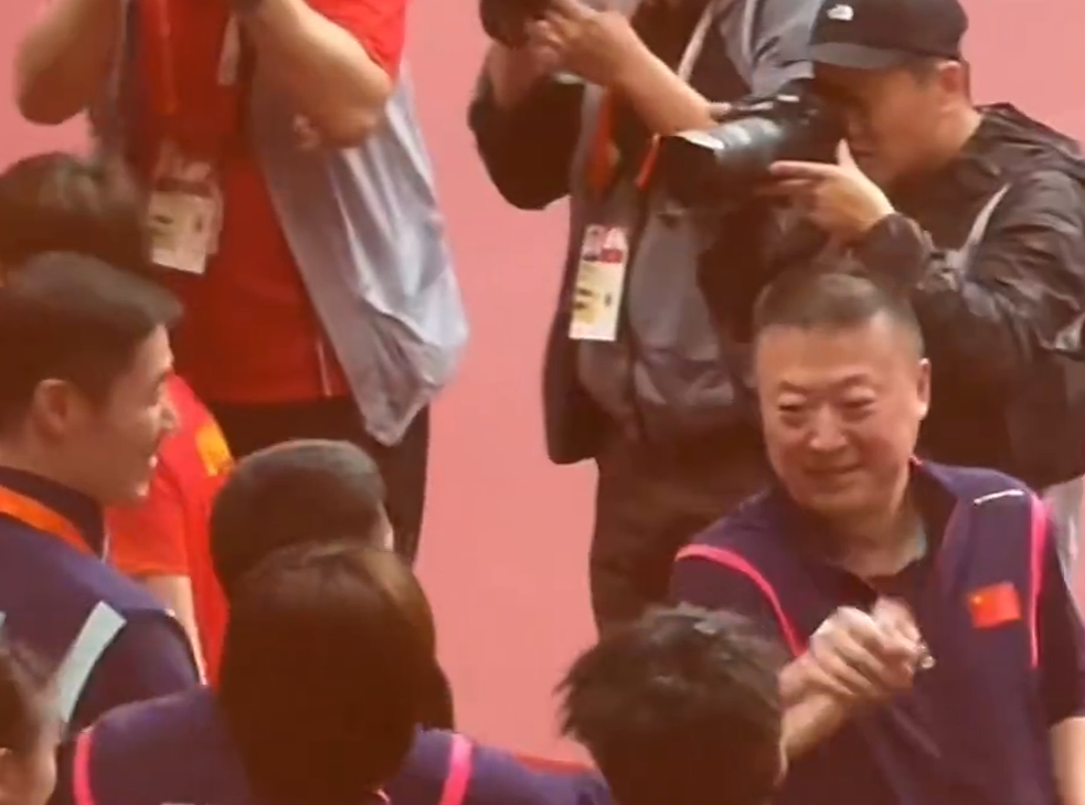 所以888贵宾厅更加的方便了你的娱乐介绍图片