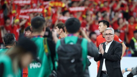 所以888贵宾厅更加的方便了你的娱乐相关图片