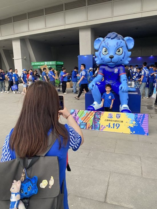 所以888贵宾厅更加的方便了你的娱乐相关图片