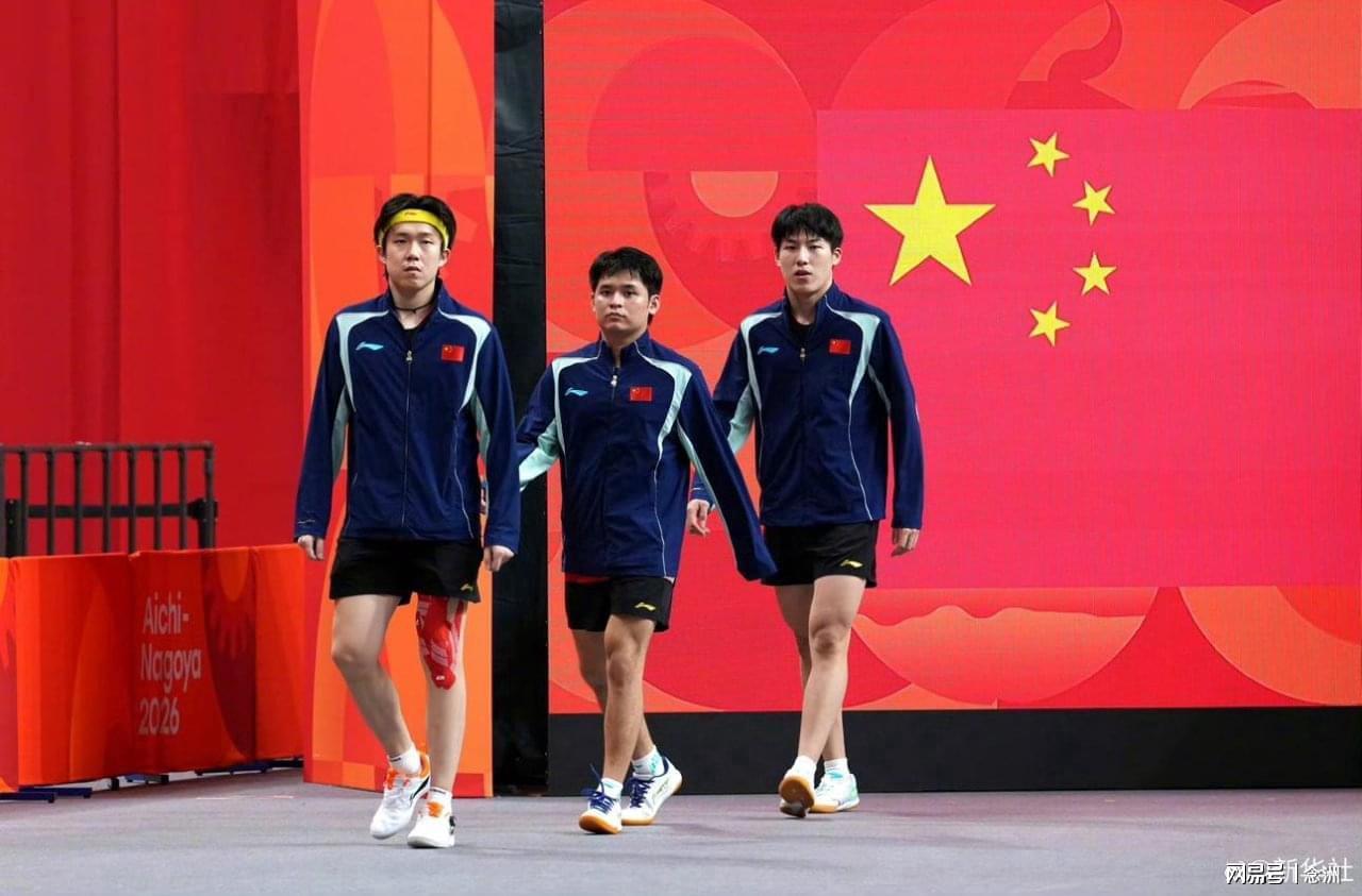 888贵宾厅相关图片